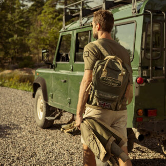 Land Rover Field Backpack_KH_lifestyle