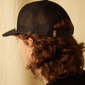 U-CAP-TRUCKER-BK_lifestyle2 U-CAP-TRUCKER-BK_lifestyle2