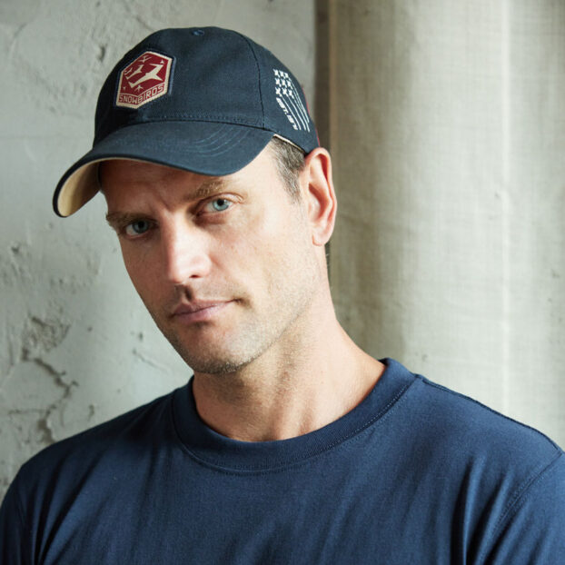 U-CAP-SNOWBIRD-NY_lifestyle1 U-CAP-SNOWBIRD-NY_lifestyle1