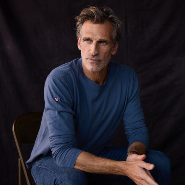 M-LST-CREWBASE-NY_lifetsyle1 M-LST-CREWBASE-NY_lifetsyle1