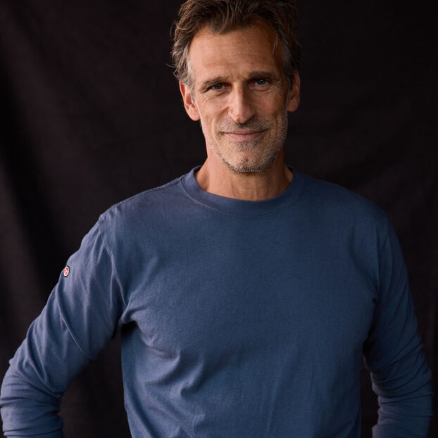 M-LST-CREWBASE-WB_lifestyle3 M-LST-CREWBASE-WB_lifestyle3